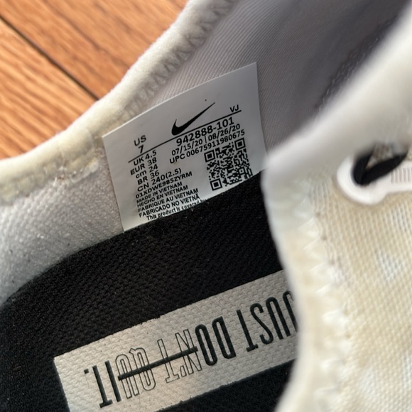 Nike Free TR8 training shoes - Picture 6 of 6